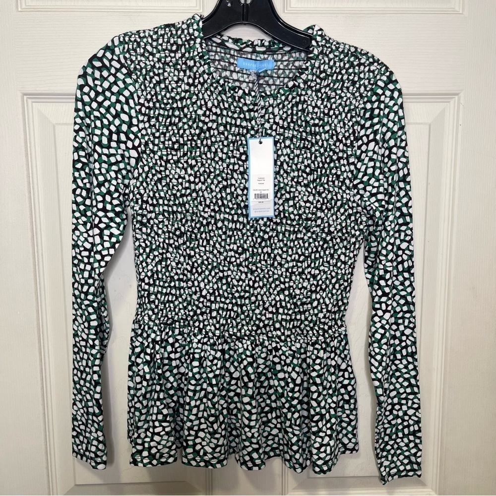 Draper James Women's Abby Top in Green Square Dot
Size XS